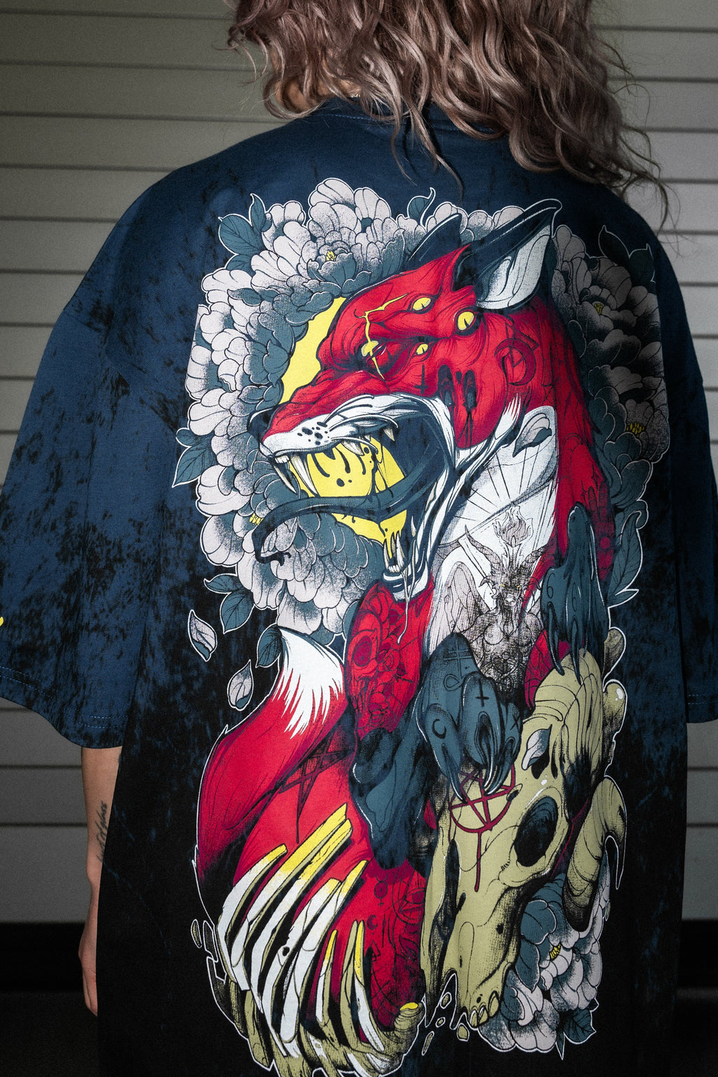 Zombie Fox (Black Petrol) - Oversized T-Shirt (200GSM)